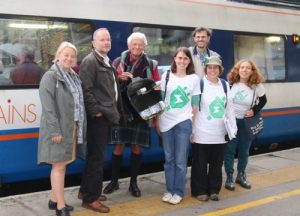 Giant plug travelling from London to Sheffield in call for railway electrification