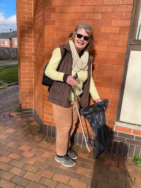 Catherine Fish on a litterpick