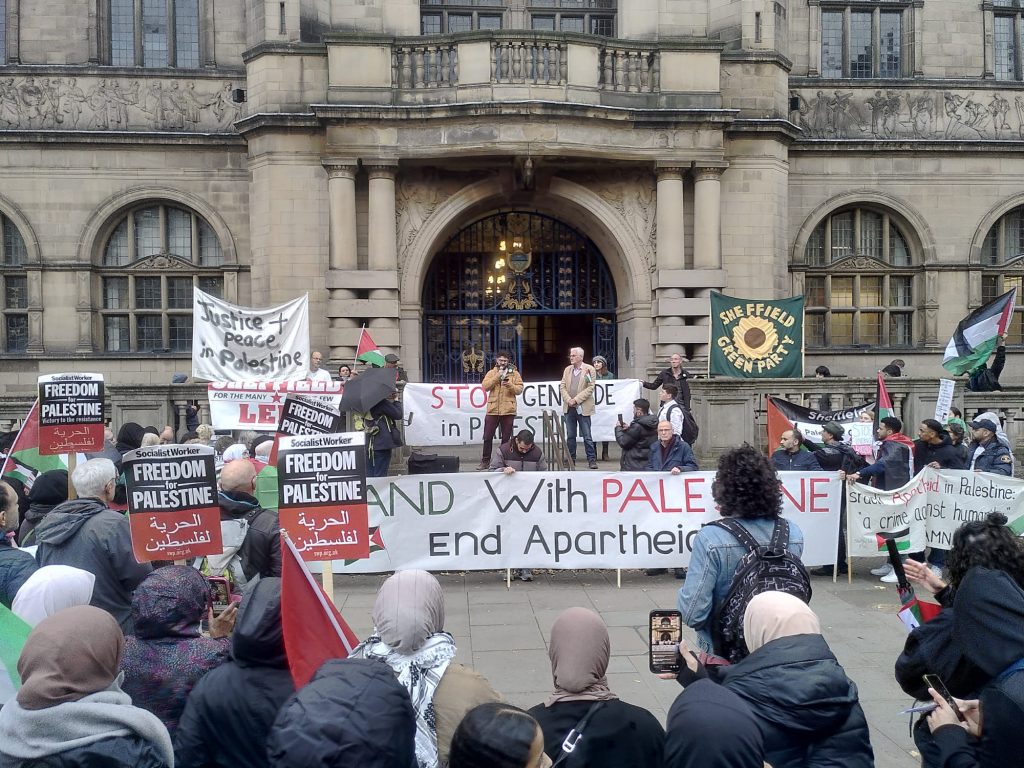 Alexi Dimond addresses the Stop Genocide in Gaza rally